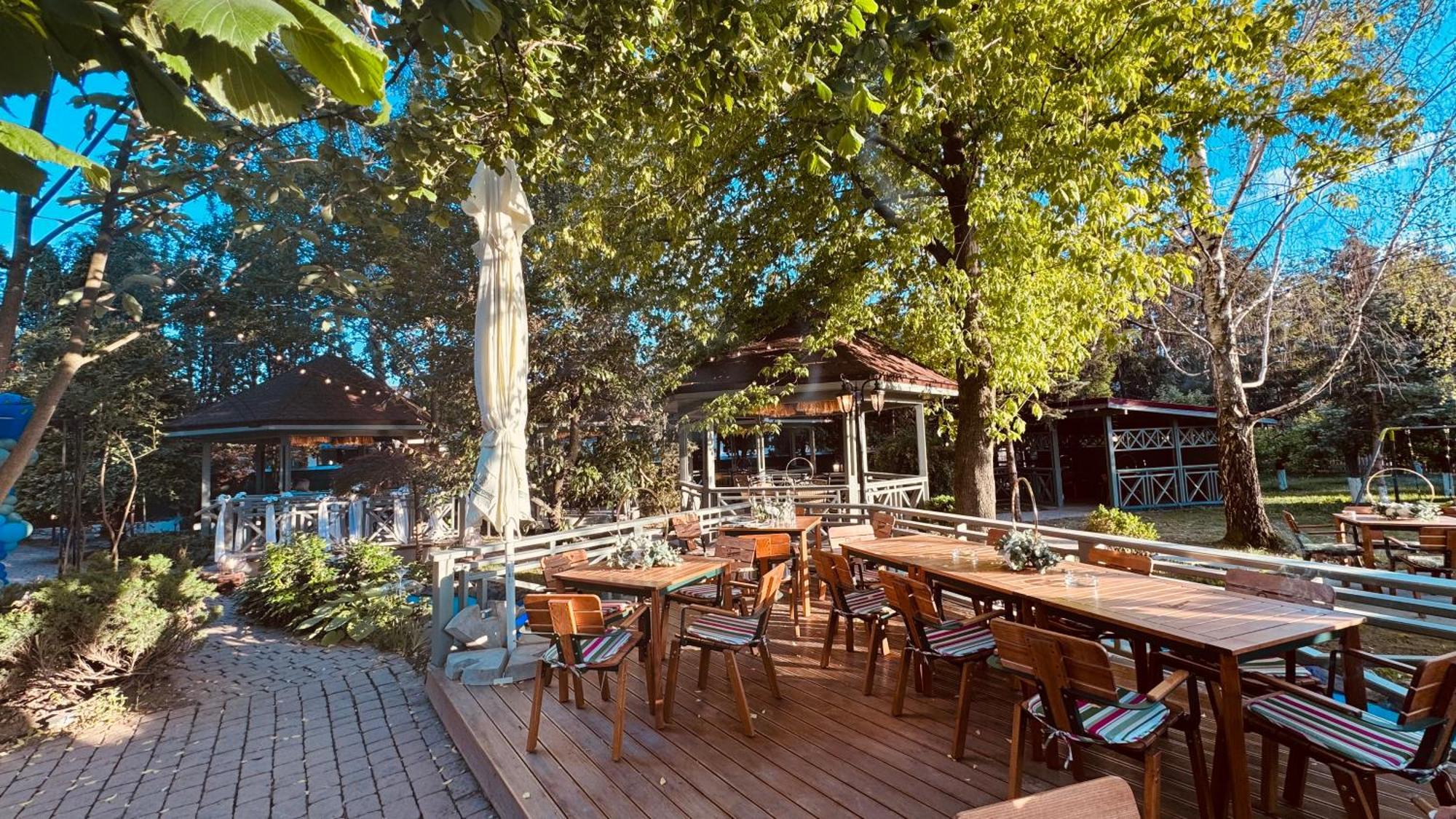 Pensiunea Waldor Bacău Extérieur photo