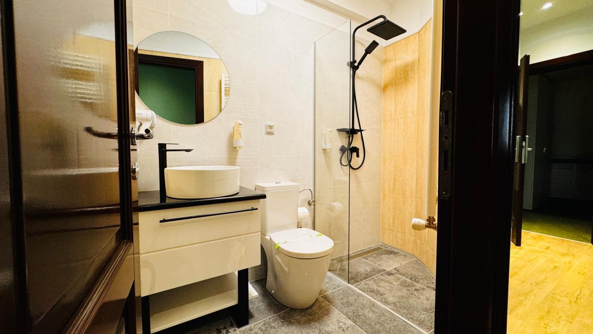 Pensiunea Waldor Bacău Extérieur photo