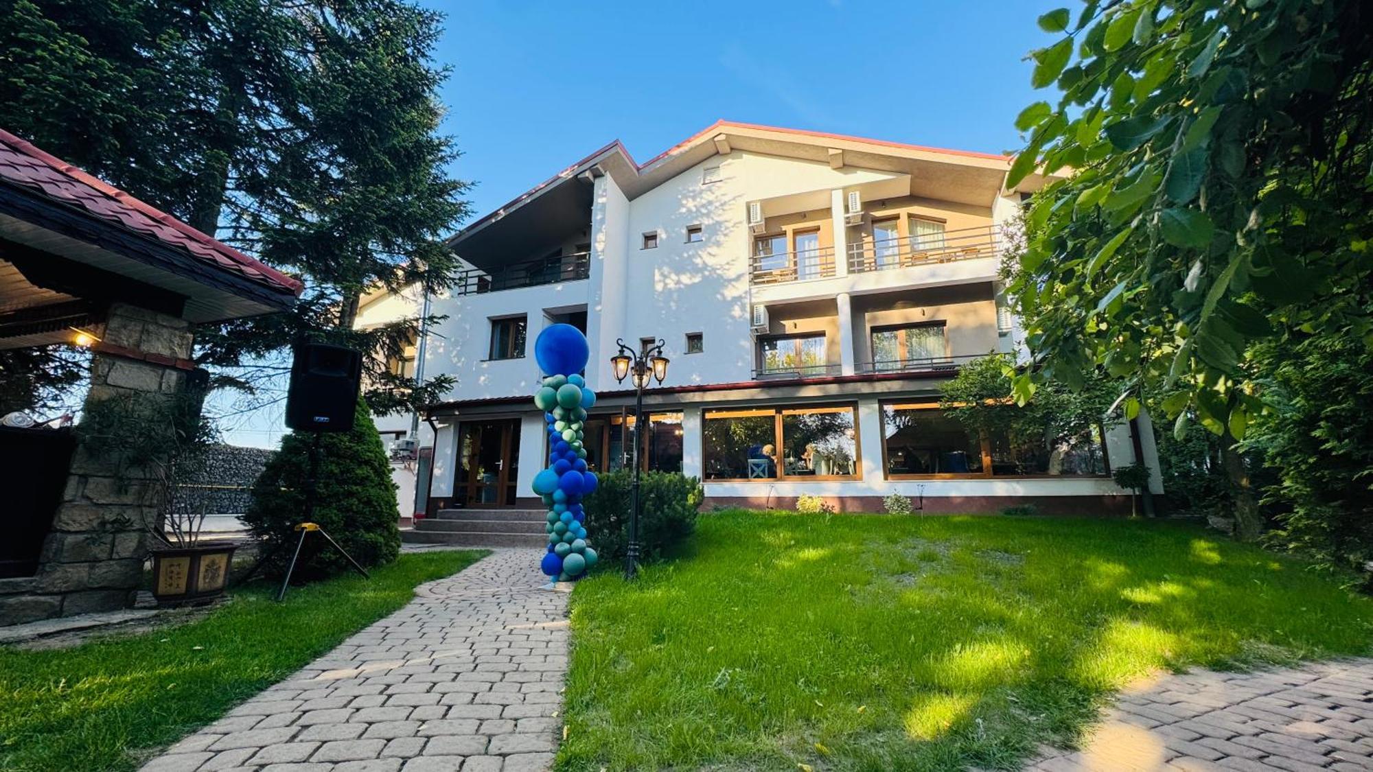 Pensiunea Waldor Bacău Extérieur photo