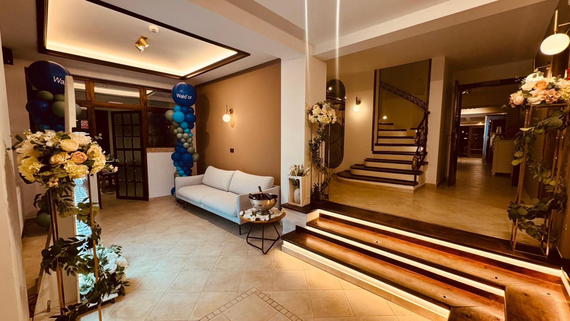 Pensiunea Waldor Bacău Extérieur photo